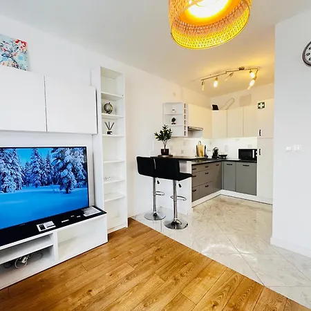 Filmowa Kawalerka Z Uroczym Tarasem I Garazem Podziemnym Apartment Warsaw Exterior photo